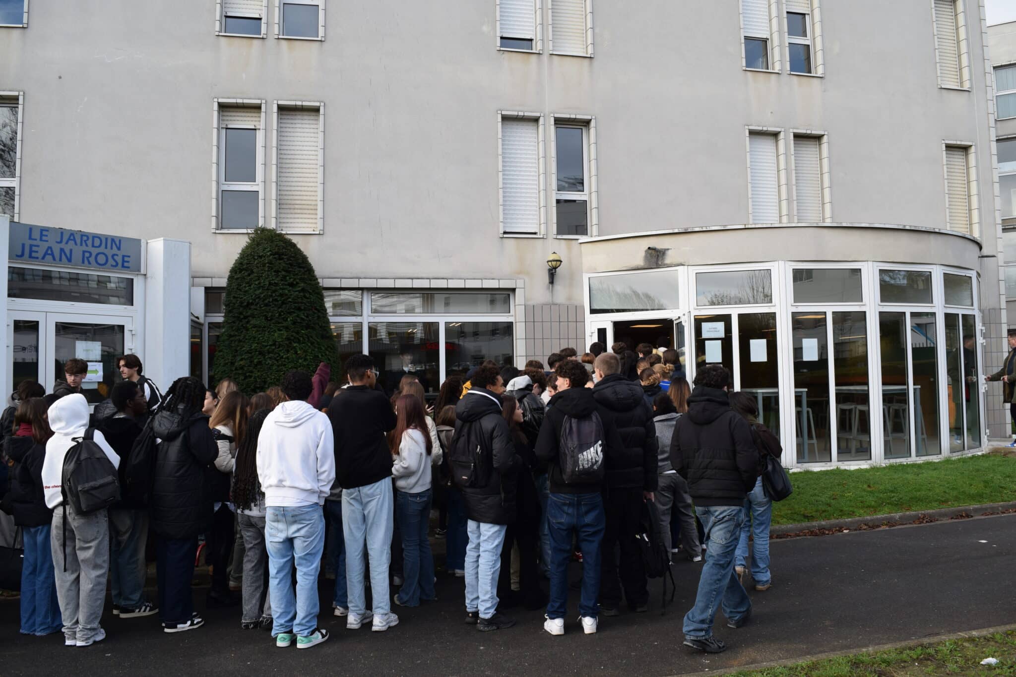 INAUGURATION DE LA NOUVELLE CAFETERIA