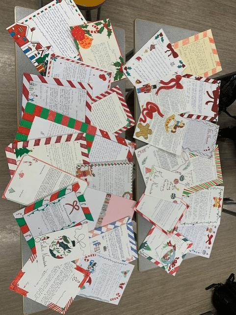 LETTRES DE COEUR/ UNIR LES GÉNÉRATIONS